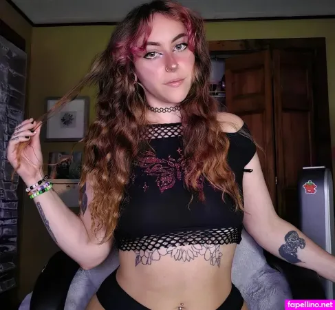 Queenmimi666 OnlyFans Thumbnail #b7KA8eKgDL