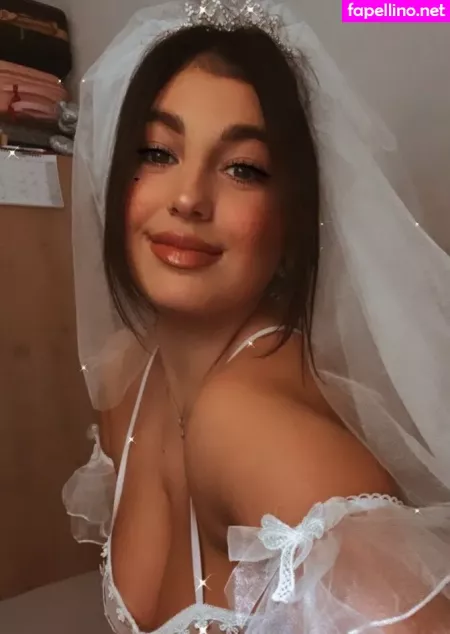 Queenmimifree OnlyFans Thumbnail #860ekd5lur