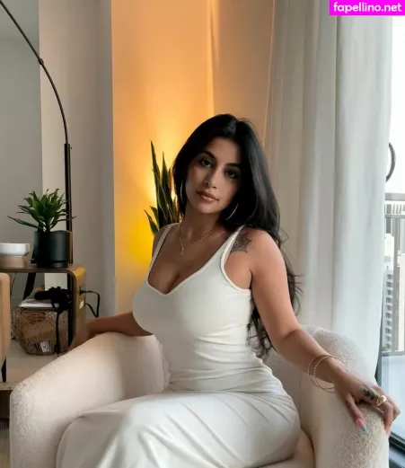 Queenneedy OnlyFans Thumbnail #19imH1iGZV