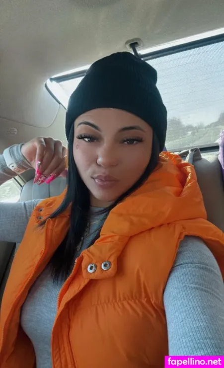 Queennnkay19 OnlyFans Thumbnail #8RoAUda0Y8