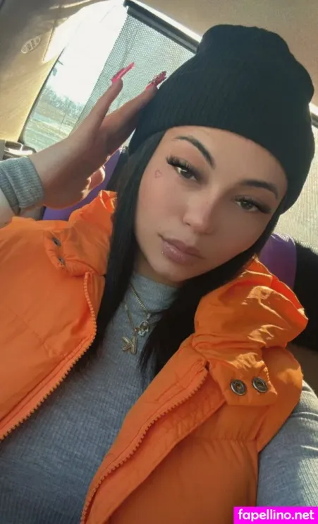 Queennnkay19 OnlyFans Thumbnail #OC0bCYhAYi