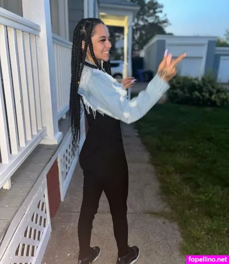 Queennnkay19 OnlyFans Thumbnail #XlJibyKo0M