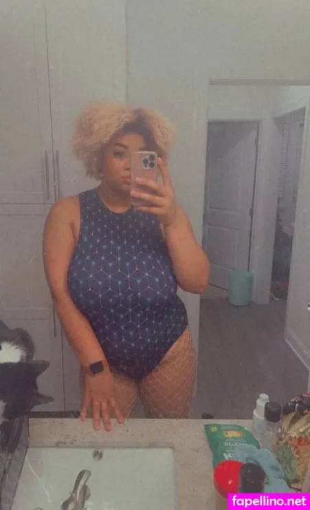 Queennovahoneyfree OnlyFans Thumbnail #uRdapkONLt