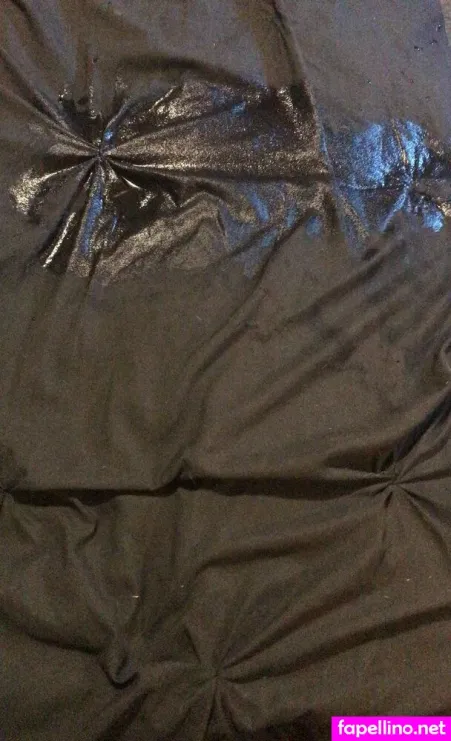 Queenofallu OnlyFans Thumbnail #4MbceRe6Bg