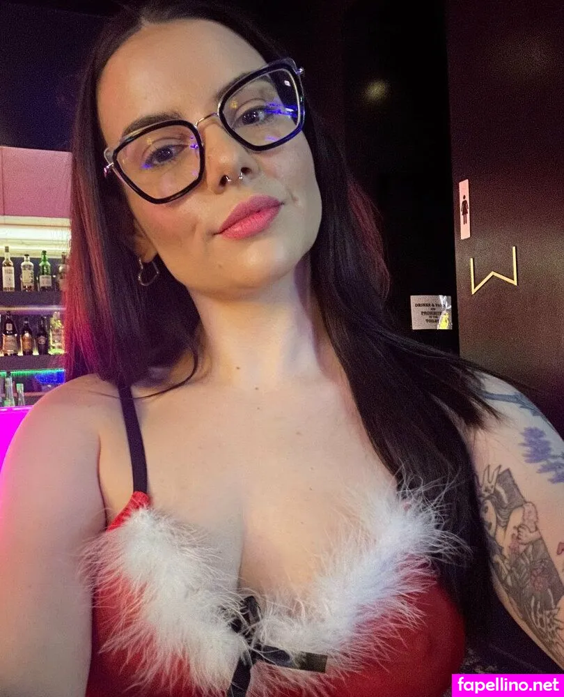 queenofhearts_tj Nude Leaked OnlyFans Photo #ddrMGw6xPX
