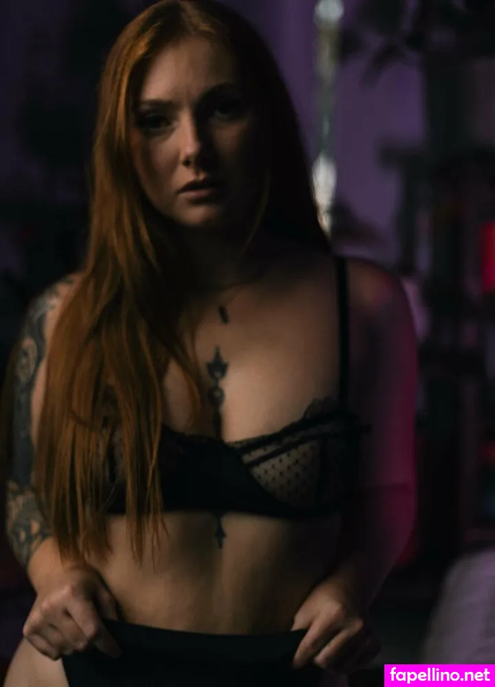 queenofthen0rth, queenofthenorth Nude Leaked OnlyFans Photo #0XAzrb30JU