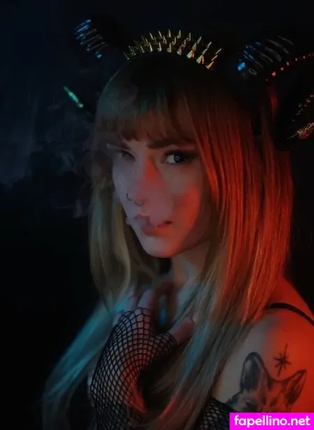 Queenofuntenrum OnlyFans Thumbnail #RDxA1KMa2S