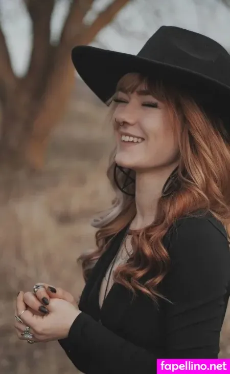 Queenofuntenrum OnlyFans Thumbnail #YEWxoC33pX