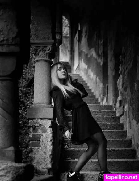 Queenofuntenrum OnlyFans Thumbnail #n86EoglFkz