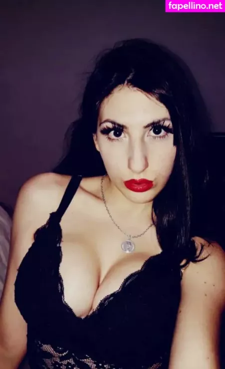 Queenofyourfantasies OnlyFans Thumbnail #lU0vaCCqOE