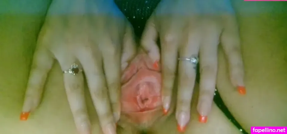 Queenouid Main Profile Photo