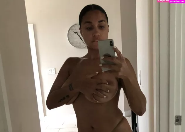 Queenpatrona OnlyFans Thumbnail #grw1Y1lOAt
