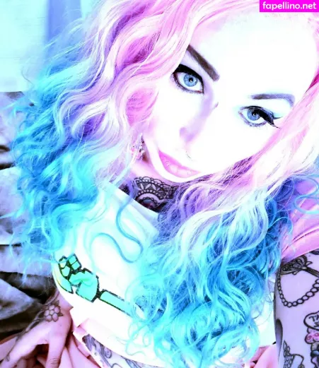 Queenrainifree OnlyFans Thumbnail #DZ7XJvn3a3