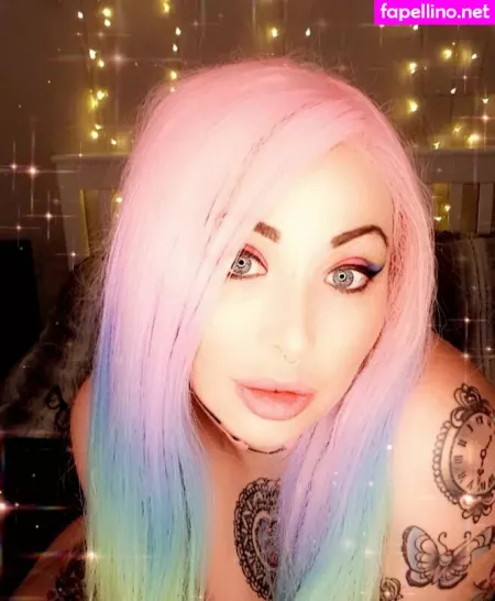 Queenrainifree OnlyFans Thumbnail #JXBnhyrNUw