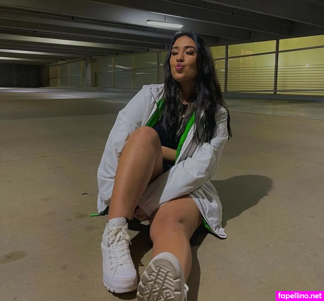 queensav415 Nude Leaked OnlyFans Photo #XaG7aN0XB1