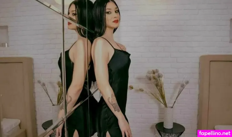 Queenscarletttt OnlyFans Thumbnail #gtf8nCmyff