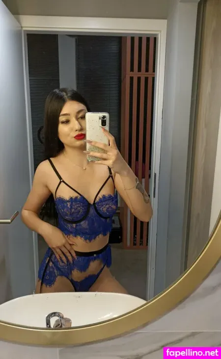 Queenscarletttt Main Profile Photo