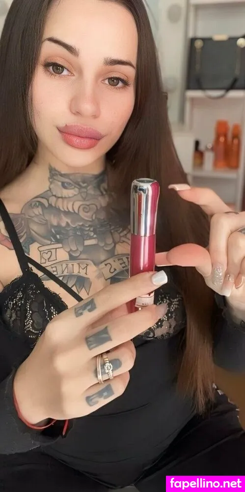 queensoffia, queensoffia.nails Nude Leaked OnlyFans Photo #9vdEXMQChz