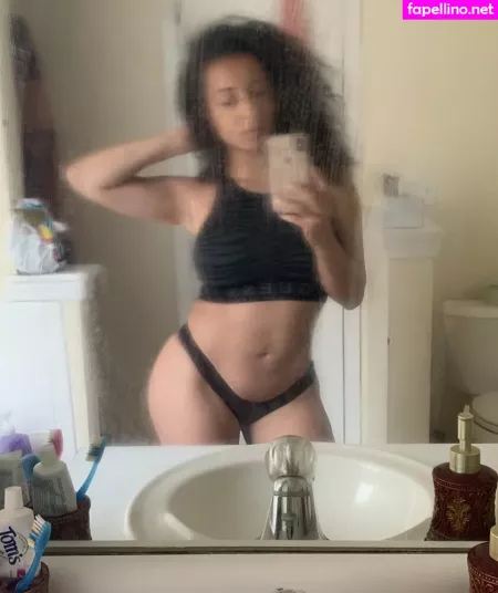 Queensotrill 1 OnlyFans Thumbnail #Zx9U7SfryV