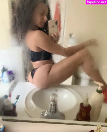 Queensotrill 1 OnlyFans Thumbnail #f0mjkignrw