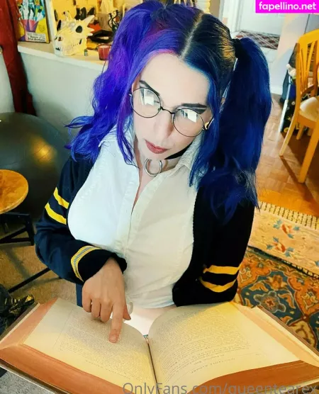 Queentearex OnlyFans Thumbnail #1NoHDFtbCJ