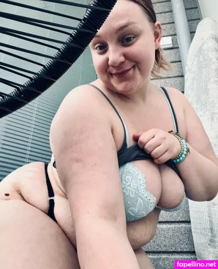 Queentuhmis OnlyFans Thumbnail #Kfwgz9Nx4P