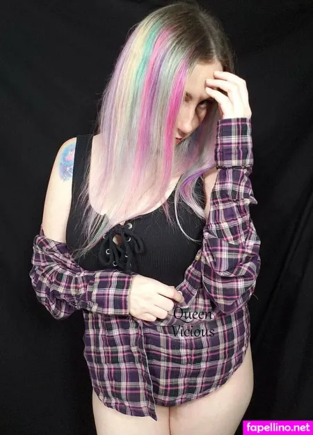 Queenviciousfree OnlyFans Thumbnail #E7uue9QLgO