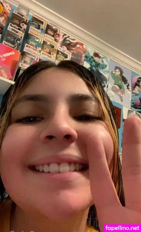 Queenweeb00 OnlyFans Thumbnail #rjszSFlKFC