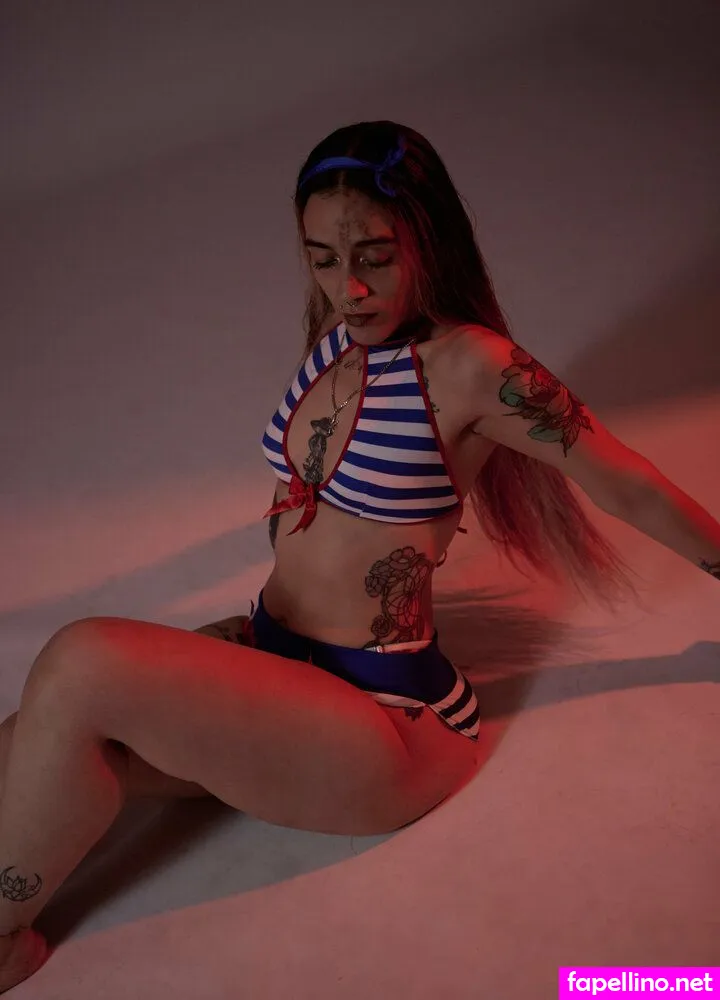 leimarandrea, queenweed_420 Nude Leaked OnlyFans Photo #w3yZj6Uukx