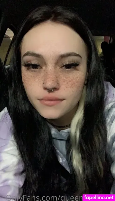 Queenwookiee OnlyFans Thumbnail #KT8JTC1zOa