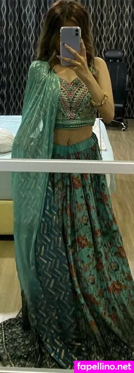 Queenx4 OnlyFans Thumbnail #5CVMRHOMr0