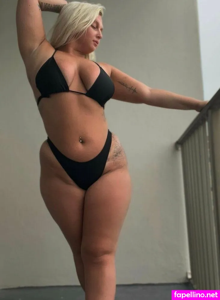 queenxo_xx Nude Leaked OnlyFans Photo #O3i7bvenpx