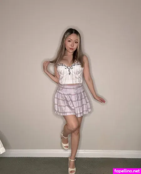 Queenxval OnlyFans Thumbnail #07B71NPa6s