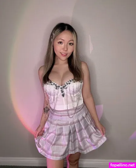 Queenxval OnlyFans Thumbnail #ZB8bjFMV2K