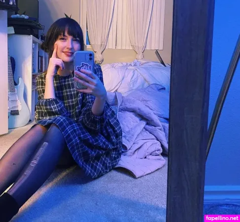 Quelaag OnlyFans Thumbnail #niUoQXcnQ0