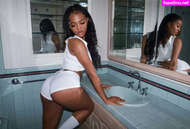 Quenlin Blackwell OnlyFans Thumbnail #3rO566t1nj