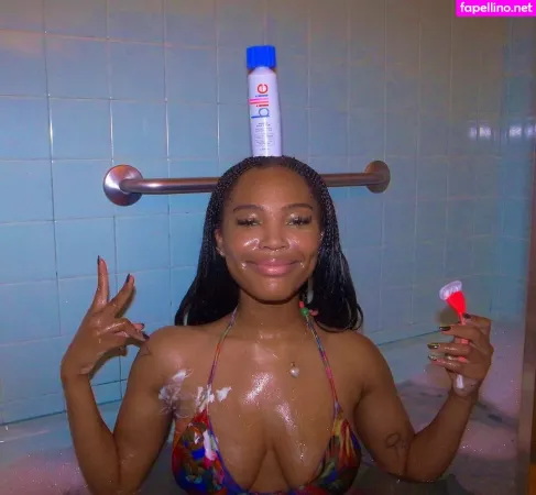 Quenlin Blackwell OnlyFans Thumbnail #HSRhT4Ohws