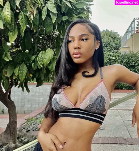 Quenlin Blackwell OnlyFans Thumbnail #b5F5halw8f