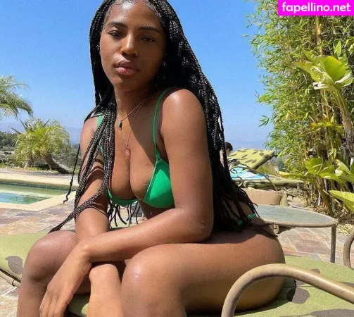 Quenlin Blackwell OnlyFans Thumbnail #kbbSdRZHJm