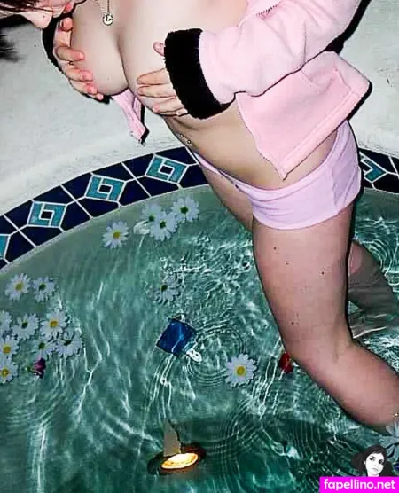 Quinne OnlyFans Thumbnail #IeEEhw6CJF