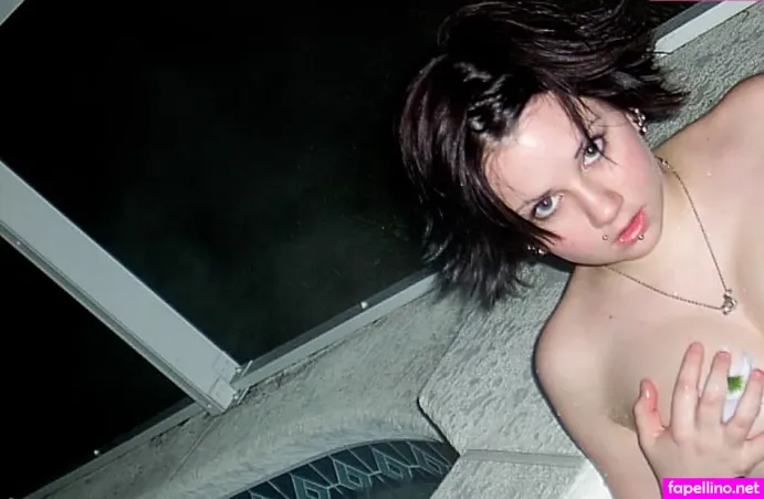 Quinne OnlyFans Thumbnail #aSpTdZU3EE