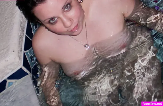 Quinne OnlyFans Thumbnail #llILARR7h0