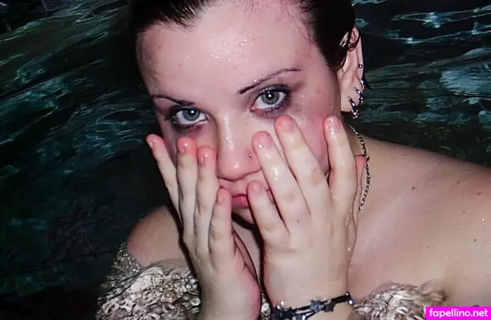 Quinne OnlyFans Thumbnail #s7m6NW9rvq