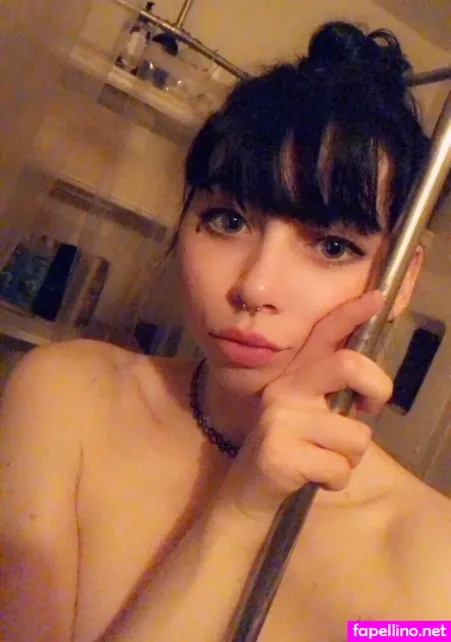 Quinnie666 OnlyFans Thumbnail #mLXeK7icOn