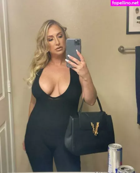 Quinnwaters OnlyFans Thumbnail #ZBOSiQi5G6