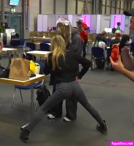 Quitelola OnlyFans Thumbnail #j61ONZ1w9F