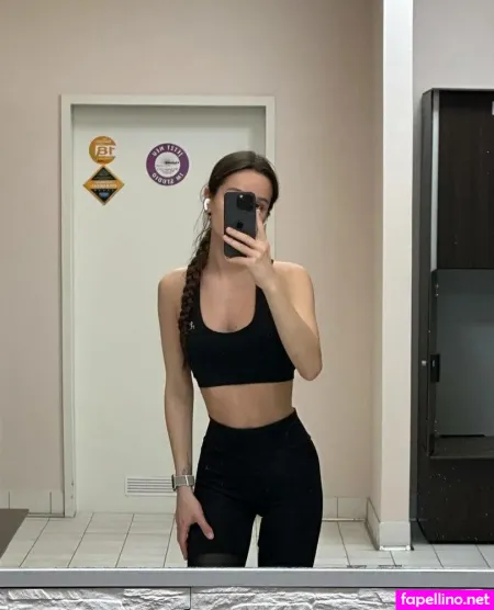 Quurbi Asmr OnlyFans Thumbnail #2lP2e7V5Ui