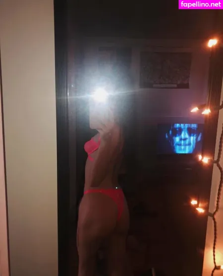 Qwiinbae OnlyFans Thumbnail #iA6sSTLBNz