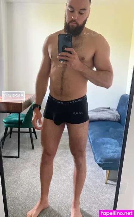 R Hungfree OnlyFans Thumbnail #7iDfsgm8m1