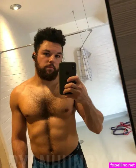 R Hungfree OnlyFans Thumbnail #weZN8oIhyY